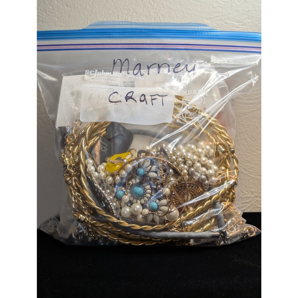 Jewelry Lot Marney Repurpose Bag 4 Plus Lbs Beads/Craft/Repurpose Pieces - Picture 8 of 9